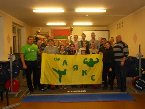 Ошмянским атлетам не было равных на первенстве по экипировочному пауэрлифтингу в Минске