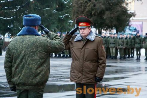 Слонимский гарнизон посетил министр обороны Беларуси (фото)
