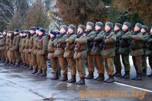 Слонимский гарнизон посетил министр обороны Беларуси (фото)