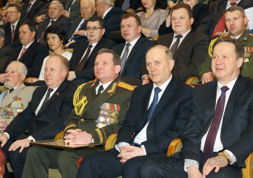 К 100-летию белорусской милиции: Вадим Синявский о профессионализме, принципиальности, ответственности за общее дело (ОБНОВЛЕНО)