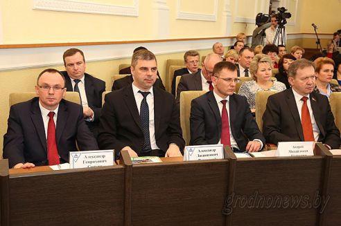 В Гродно проходит республиканский семинар-совещание по вопросам совершенствования идеологической и воспитательной работы в системе образования (Будет дополнено)