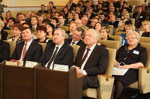 В Гродно проходит республиканский семинар-совещание по вопросам совершенствования идеологической и воспитательной работы в системе образования (Будет дополнено)