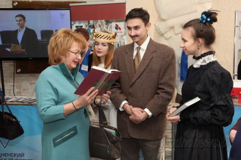 В Гродно проходит республиканский семинар-совещание по вопросам совершенствования идеологической и воспитательной работы в системе образования (Будет дополнено)