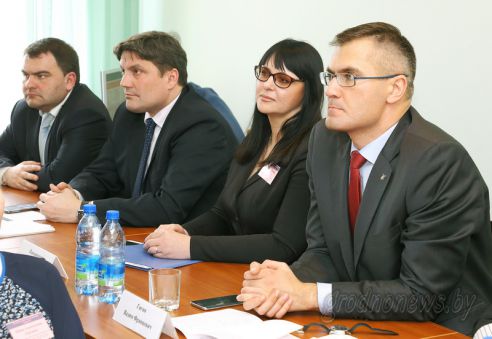 В Гродно проходит республиканский семинар-совещание по вопросам совершенствования идеологической и воспитательной работы в системе образования (Будет дополнено)