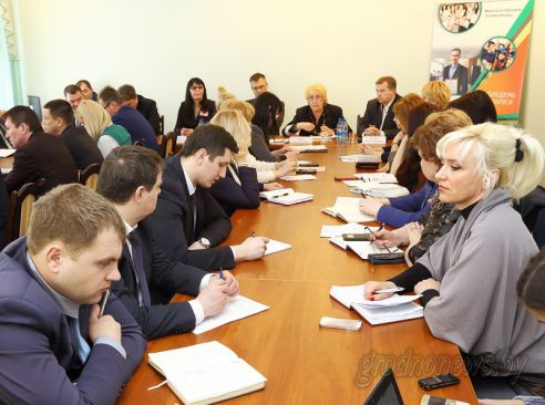 В Гродно проходит республиканский семинар-совещание по вопросам совершенствования идеологической и воспитательной работы в системе образования (Будет дополнено)