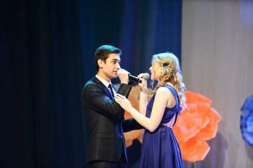 Фотофакт. В торгово-экономическом университете потребкооперации выбрали Королеву весны