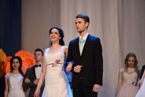 Фотофакт. В торгово-экономическом университете потребкооперации выбрали Королеву весны