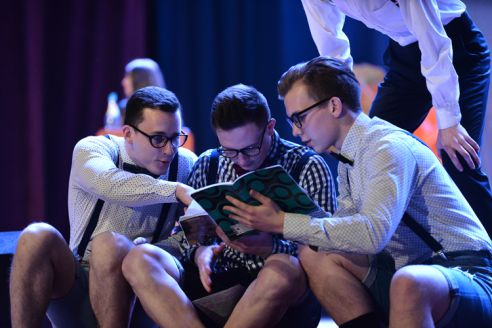 Фотофакт. В торгово-экономическом университете потребкооперации выбрали Королеву весны