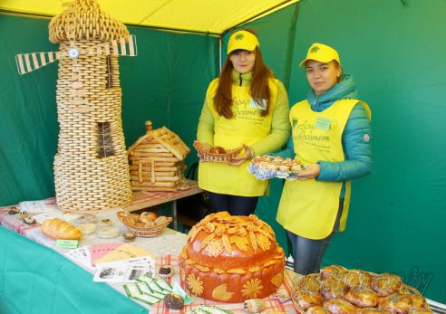 На Гродненщине в субботу пройдет «Бярозавы фэст»: будут сок, садовый инвентарь, семена и привлекательные цены!