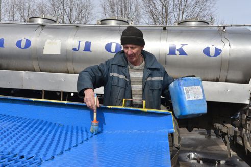 Тысячи людей благоустраивали Советский район. Первый в этом году субботник прошёл 25 марта