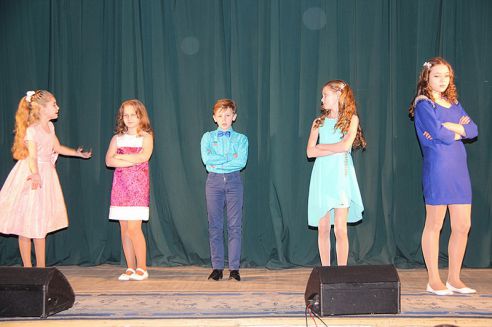 Фоторепортаж: Ошмянский народный театр отметил 70-летие