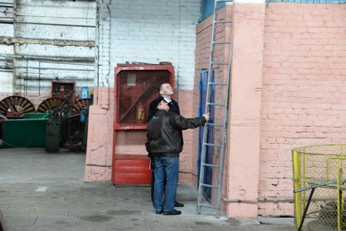 Холодно и небезопасно. Городская мобильная группа по вопросам охраны труда посетила «Гомелькабель»