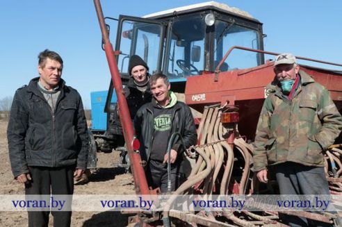 Все районы области приступили к весеннему севу (Будет дополнено)