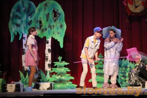 Абласны фестываль ўзорных тэатральных калектываў праходзіць у Слоніме