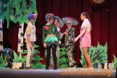 Абласны фестываль ўзорных тэатральных калектываў праходзіць у Слоніме