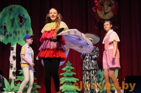 Абласны фестываль ўзорных тэатральных калектываў праходзіць у Слоніме