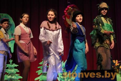 Абласны фестываль ўзорных тэатральных калектываў праходзіць у Слоніме