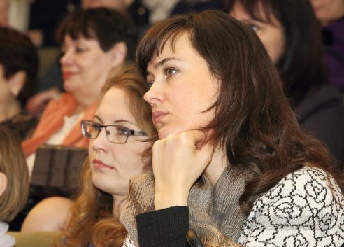 Дню единения народов Беларуси и России было посвящено праздничное мероприятие, состоявшееся 31 марта в областном драматическом театре