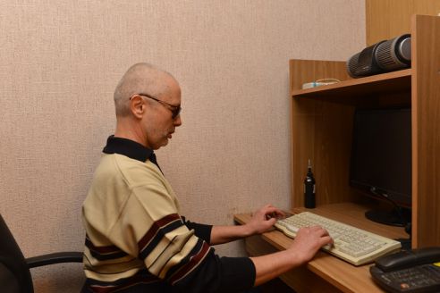 Видеть можно душой. История 56-летнего гомельчанина, который в 2009 году полностью ослеп