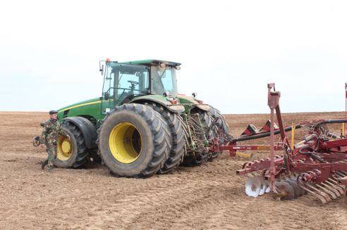 На Гродненщине уже посеяно около 20 процентов яровых культур (Дополняется)