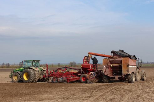 На Гродненщине уже посеяно около 20 процентов яровых культур (Дополняется)