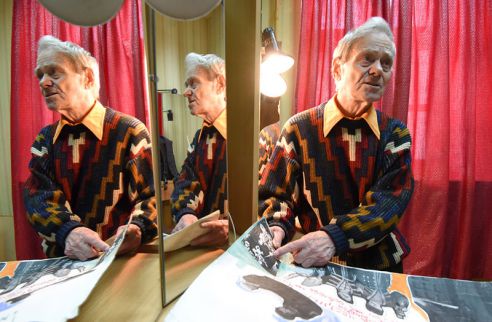 Чугунок картошки, танцы на крышах вагонов и хулиганство на сцене. История старейшего актёра гомельского драмтеатра Фёдора Иванова