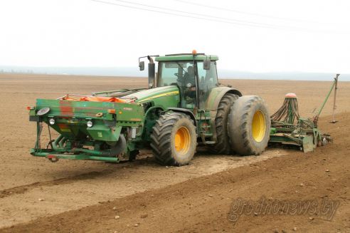 На Гродненщине засеяно 38 процентов площадей, отведенных под яровые культуры