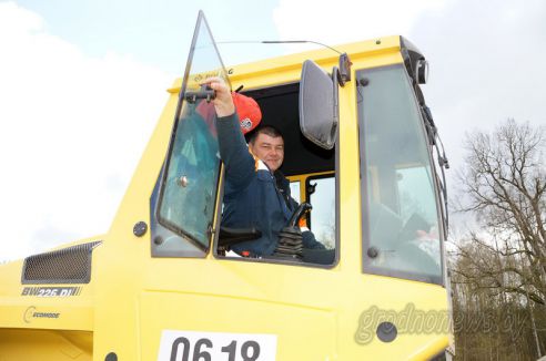 Автомобильная дорога М6 из обычной двухполоски превращается в современную скоростную автомагистраль