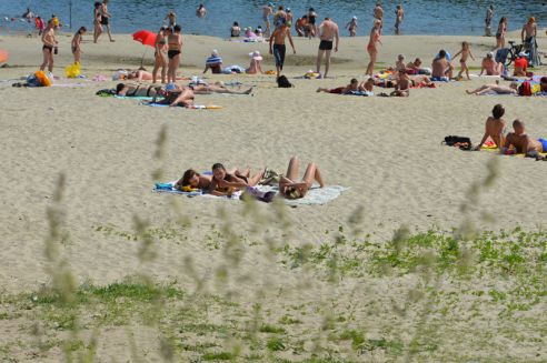 Узнали, почему пляжи Советского района пользуются стабильно высоким спросом