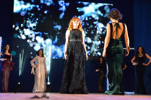 В битве за корону «Мисс химзавода» победа досталась Елене Смусенок