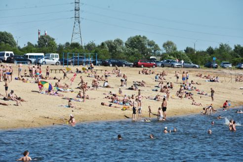 Узнали, почему пляжи Советского района пользуются высоким спросом