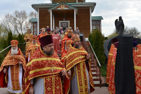 Фотофакт. В храме архистратига Михаила почтили память жертв чернобыльской катастрофы
