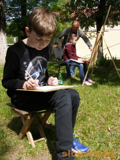 В Жировичах прошел детско-юношеский пленэр