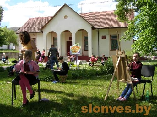 В Жировичах прошел детско-юношеский пленэр