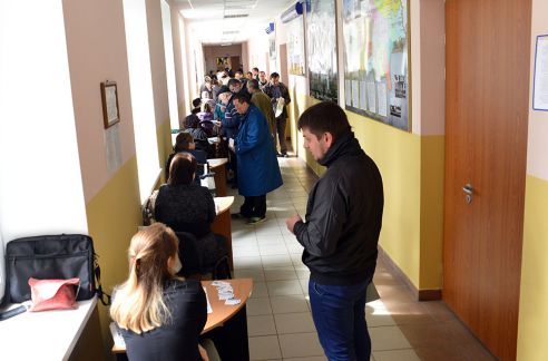 В Гомеле 3000 вакансий. Вагоностроительный завод ищет инженера-программиста, стройтрест – заместителя гендиректора