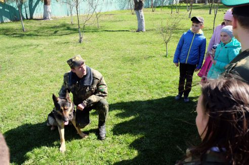 Силовики приглашают воспитанников патриотических классов поступать к ним на службу