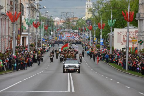 Фотофакт. В Гомеле широко отметили День Победы