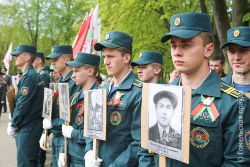 Торжественный митинг у Кургана Славы