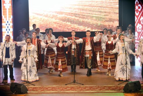 Признание и почёт. В Советском районе наградили лучшие трудовые кол­лективы по итогам работы в 2016 году
