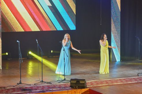 Признание и почёт. В Советском районе наградили лучшие трудовые кол­лективы по итогам работы в 2016 году