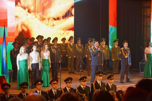 Признание и почёт. В Советском районе наградили лучшие трудовые кол­лективы по итогам работы в 2016 году