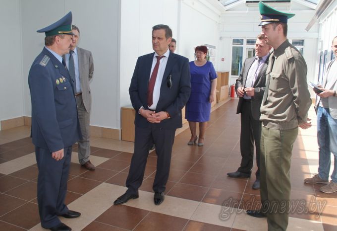 Заместитель премьер-министра Республики Беларусь Анатолий Калинин в ходе визита на Гродненщину посетил туристско-рекреационный парк «Августовский канал»