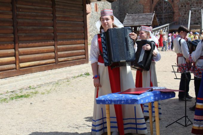 В Лиде прошел фестиваль народной музыки «Зайграйце, музыкi»