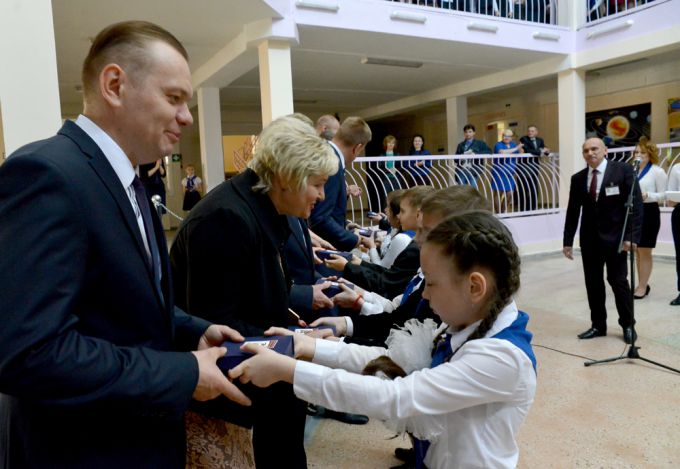 Фотофакт. Маятник Фуко начал отсчёт вращения Земли