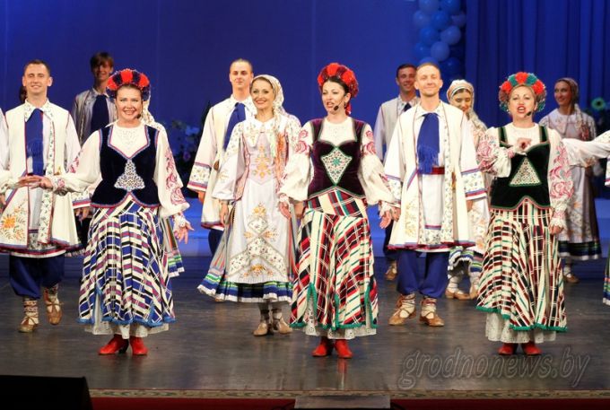 В областном драматическом театре состоялся торжественный вечер, посвященный Дню химика