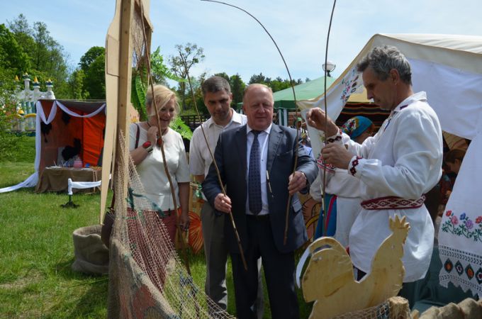 Августовский канал собрал друзей