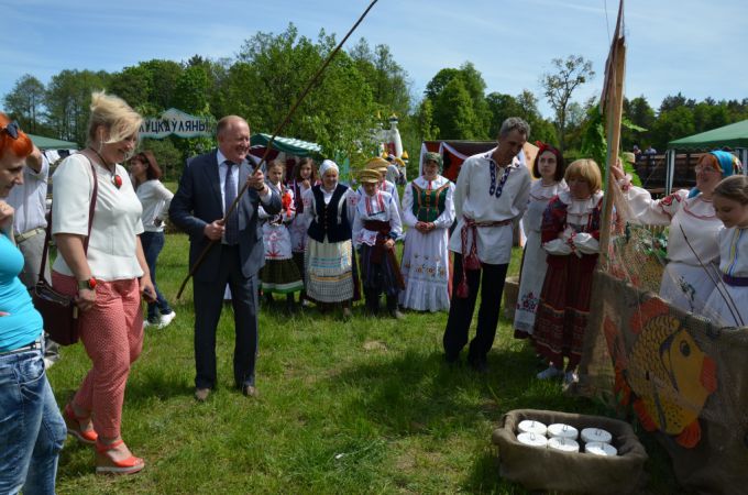 Августовский канал собрал друзей