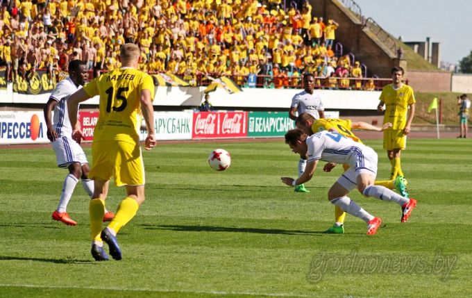 Кубок Беларуси по футболу выиграло брестское «Динамо» (Дополнено)