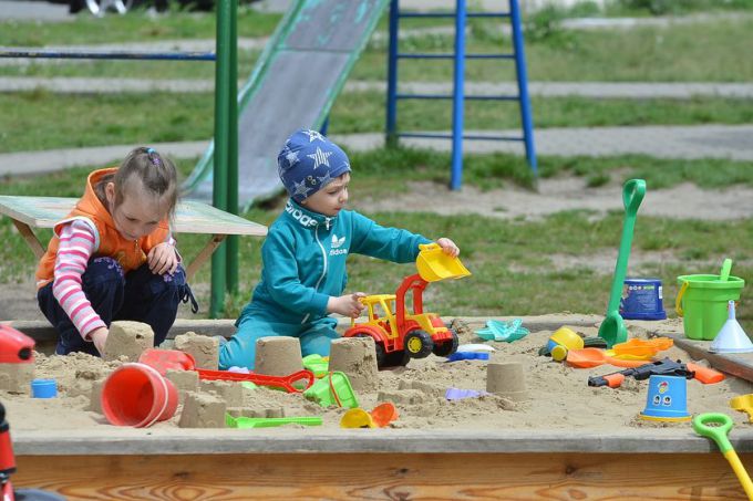 Не луна-парк, но всё же. Жители Советского района благоустроят двор за собственные средства