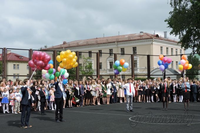 На Гродненщине проходят линейки, посвященные завершению учебного года (Будет дополнено)